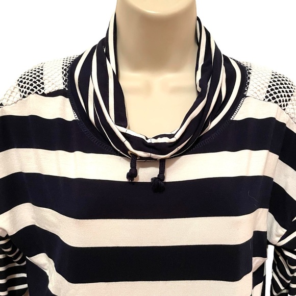 SportElle Women's Pullover Nautical Top Shirt Blue and White Striped Size Small - Picture 3 of 7